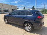 Used 2016 Jeep Cherokee Limited image 6
