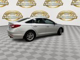 Used 2017 Hyundai Sonata SE image 3