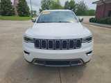 Used 2018 Jeep Grand Cherokee Limited w/ Luxury Group II image 2