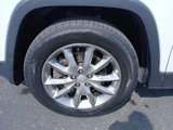 Used 2018 Jeep Cherokee Limited image 2