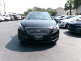Used 2017 Hyundai Sonata SE image 3