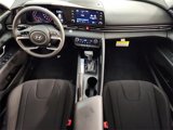 Used 2023 Hyundai Elantra SEL image 4