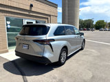 Used 2024 Toyota Sienna XLE image 3
