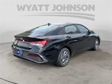 New 2025 Hyundai Elantra Blue image 5