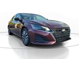 Used 2023 Nissan Altima 2.5 SV image 2