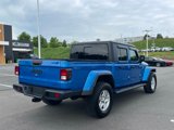 Used 2021 Jeep Gladiator Sport image 3