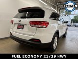 Used 2016 Kia Sorento LX w/ LX Convenience Package image 3
