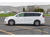 Used 2022 Chrysler Pacifica Touring-L image 6