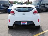 Used 2017 Hyundai Veloster Value Edition w/ Graphic Package (Lower Body) image 4