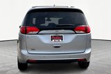Used 2017 Chrysler Pacifica Touring-L w/ Tire & Wheel Group image 4