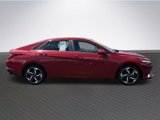 Used 2022 Hyundai Elantra SEL w/ Convenience + Premium Package image 4