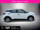 Used 2021 Nissan Kicks S image 2