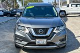 Used 2020 Nissan Rogue SV image 2