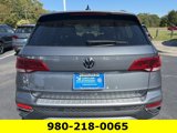New 2024 Volkswagen Taos SE image 4