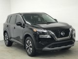 Used 2021 Nissan Rogue SV image 3