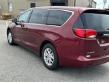 Certified 2022 Chrysler Voyager LX image 5