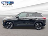 Used 2022 Chevrolet TrailBlazer LT w/ Convenience Package image 2