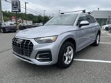 Used 2023 Audi Q5 2.0T Premium w/ Convenience Package image 3
