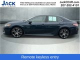 Used 2018 Toyota Camry SE image 2