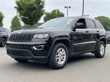 Used 2020 Jeep Grand Cherokee Laredo image 2