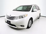 Used 2015 Toyota Sienna XLE image 3