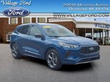Certified 2023 Ford Escape ST-Line w/ Tech Pack #1 image 3