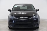 Used 2017 Chrysler Pacifica Touring image 2