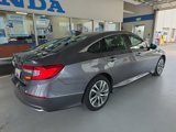 Used 2018 Honda Accord Touring image 2