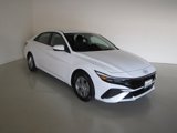Used 2025 Hyundai Elantra SE image 3