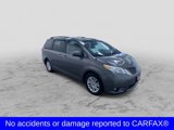 Used 2013 Toyota Sienna XLE image 3