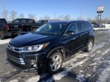 Used 2017 Toyota Highlander Limited image 3
