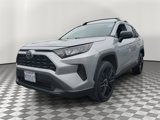 Used 2021 Toyota RAV4 LE image 2