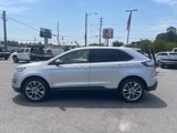 Used 2018 Ford Edge Titanium w/ Technology Package image 4