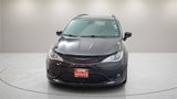 Used 2020 Chrysler Pacifica Limited image 4