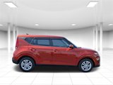 Used 2022 Kia Soul LX image 2