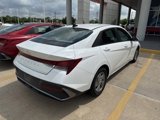 Used 2024 Hyundai Elantra SE image 5