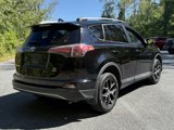Used 2018 Toyota RAV4 SE image 5