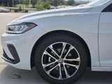 Used 2025 Volkswagen Jetta Sport image 5
