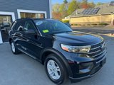 Used 2022 Ford Explorer XLT image 3