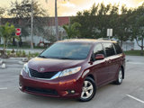 Used 2014 Toyota Sienna LE image 3