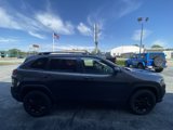 Used 2023 Jeep Cherokee Altitude Lux image 4