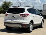 Used 2016 Ford Escape SE w/ Equipment Group 201A image 4