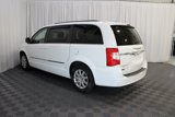 Used 2016 Chrysler Town & Country Touring image 4
