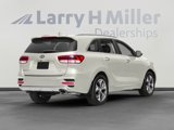 Used 2017 Kia Sorento SX image 2
