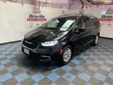 Used 2022 Chrysler Pacifica Touring-L image 1
