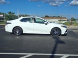 Used 2023 Toyota Camry SE image 2