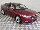 Used 2018 Volkswagen Passat 2.0T SE image 2