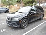Used 2022 Volkswagen Tiguan S image 2