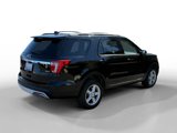 Used 2017 Ford Explorer XLT w/ Equipment Group 202A image 5