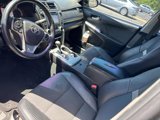Used 2014 Toyota Camry SE image 2